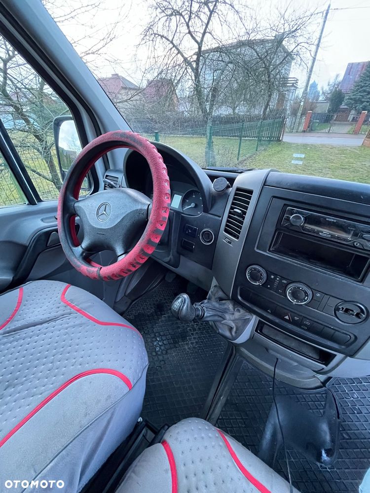 Mercedes-Benz Sprinter - 10