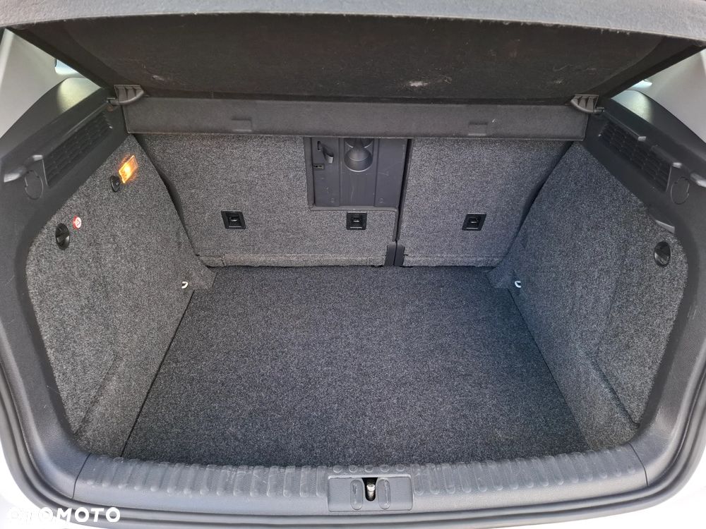 Volkswagen Tiguan - 10