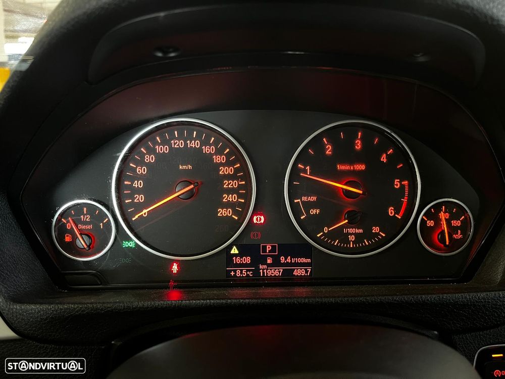 BMW 320 d Navigation Auto - 9