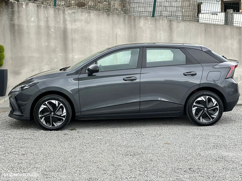 MG MG4 51 kWh Standard - 9