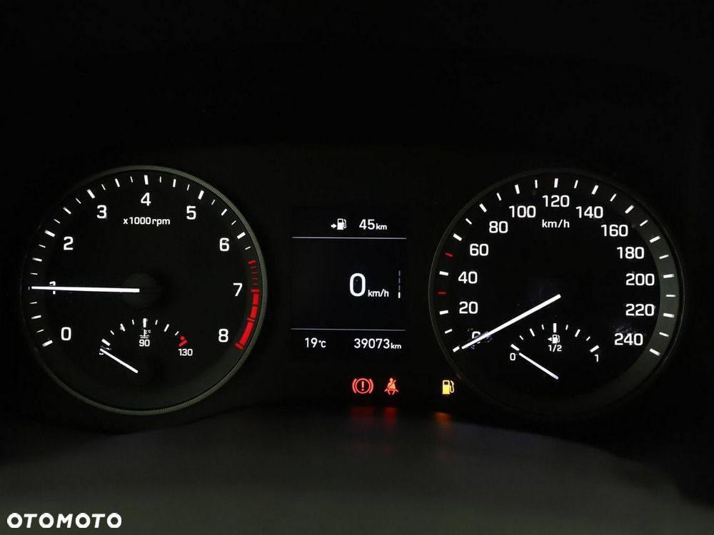 Hyundai Tucson 1.6 GDi 2WD Pure - 23