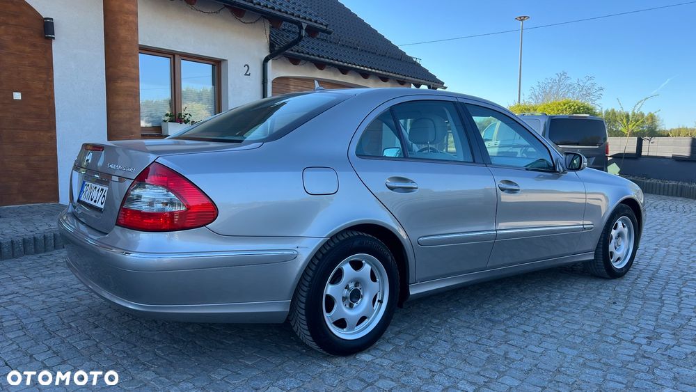 Mercedes-Benz Klasa E 200 Kompressor Elegance - 4