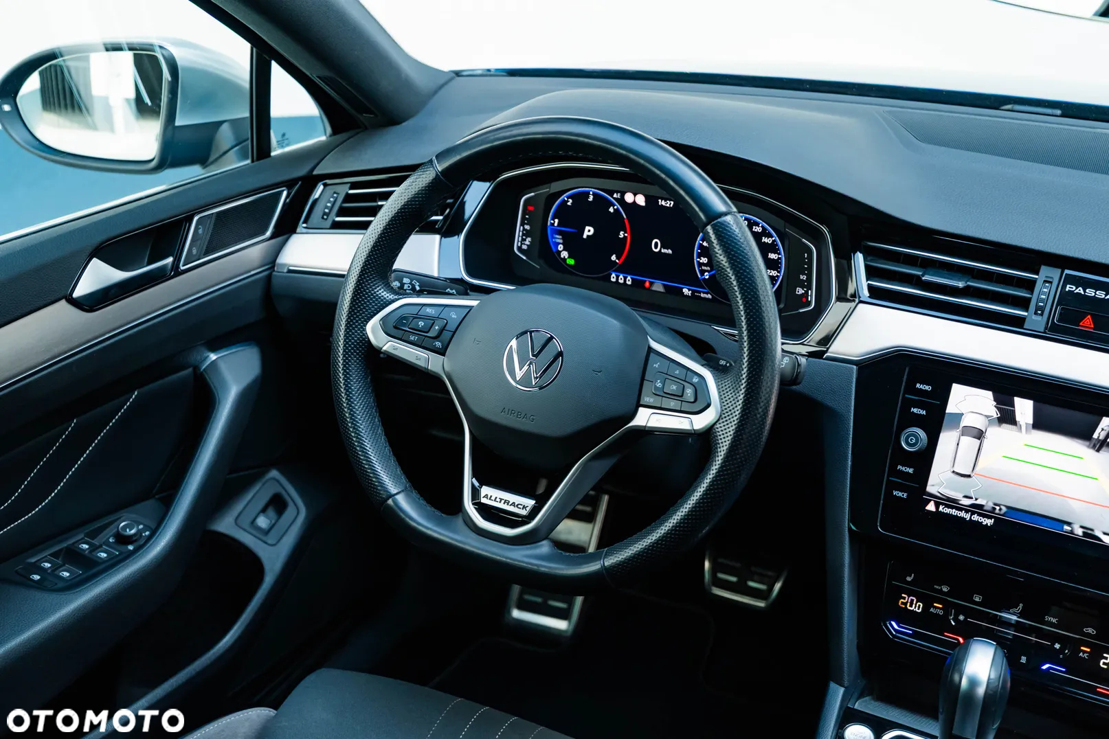 Volkswagen Passat Variant 2.0 TDI SCR DSG 4Motion Alltrack - 13