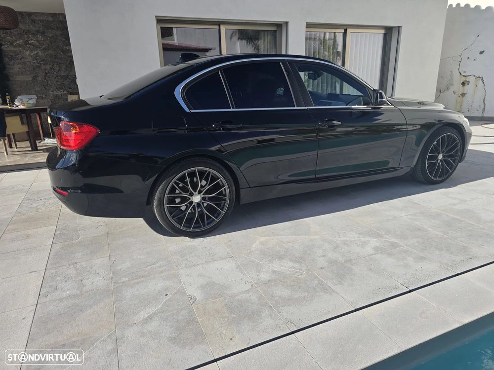 BMW 320 i Efficient Dynamics Edition Sport Line - 1