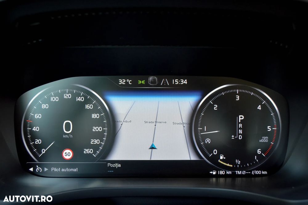Volvo XC 60 D4 AWD Geartronic Momentum - 20