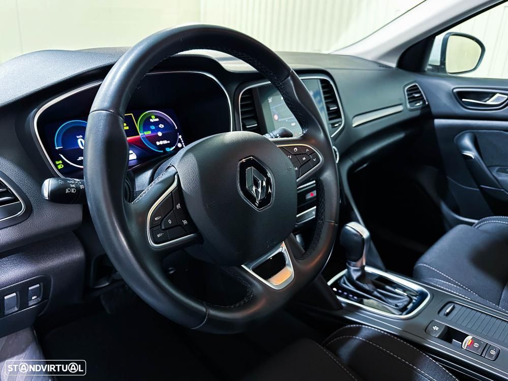 Renault Mégane 1.6 Plug-In Limited - 19