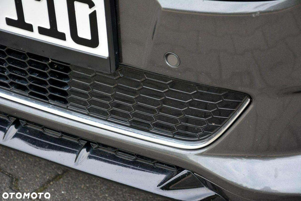 Ford S-Max - 9