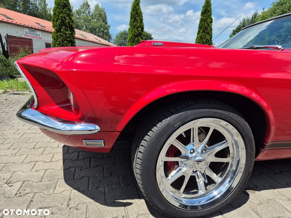 Ford Mustang - 3