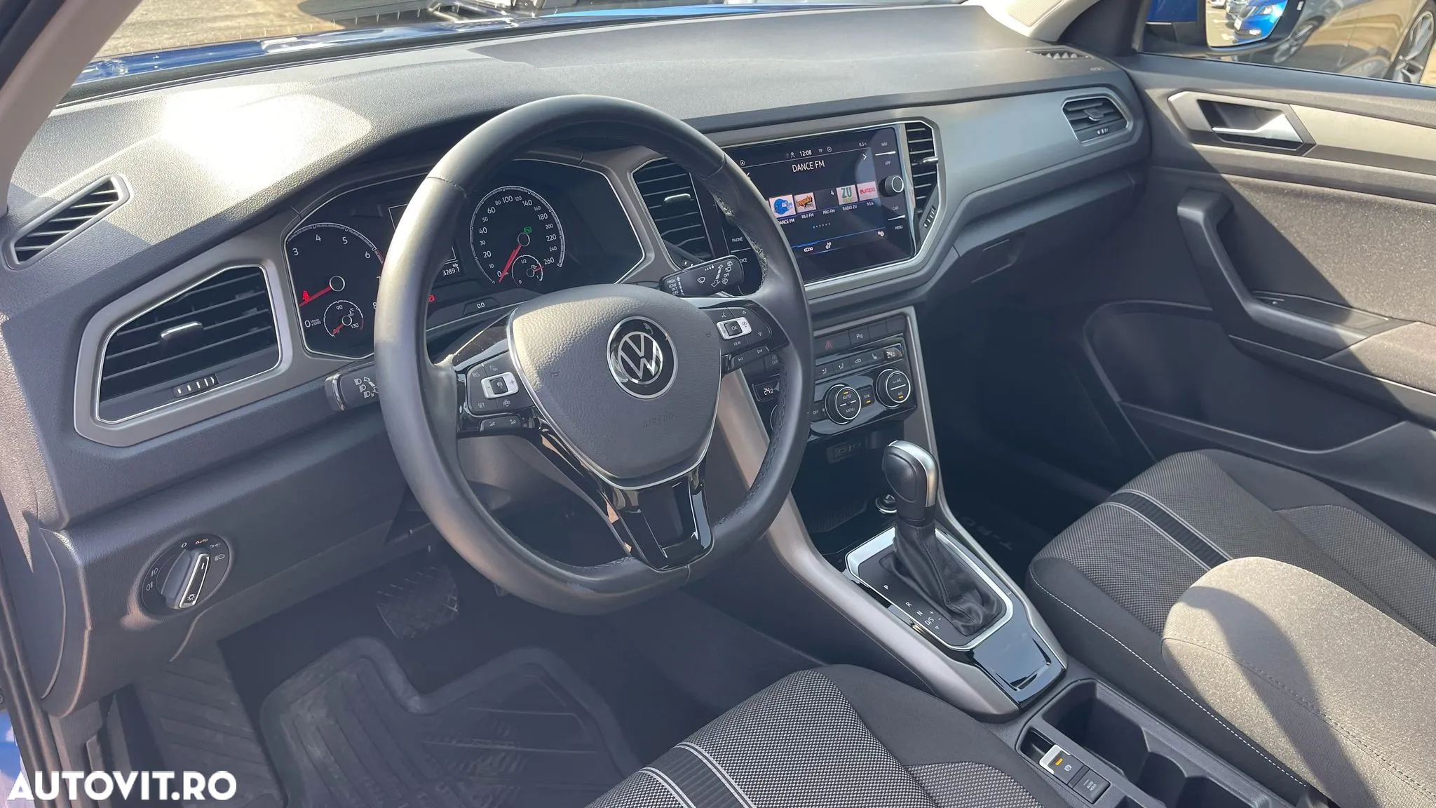 Volkswagen T-ROC 1.5 TSI DSG Design - 9