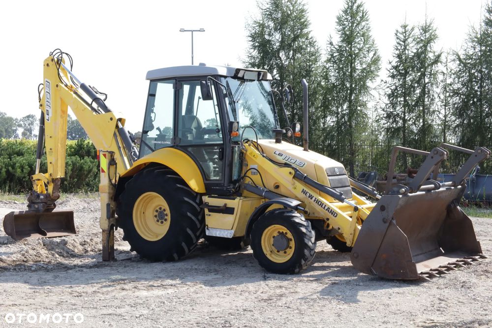 New Holland LB110B - 16