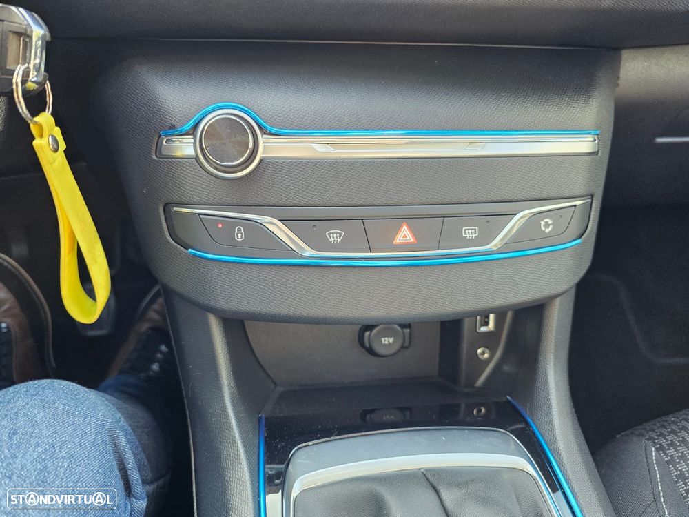 Peugeot 308 SW 1.6 BlueHDi Style - 14