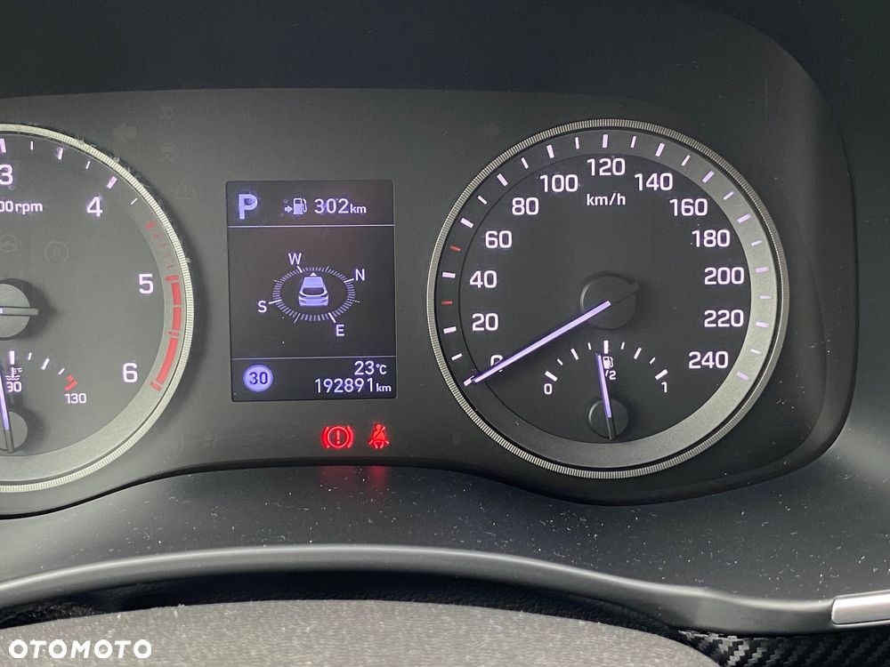 Hyundai Tucson 1.6 CRDi Style 2WD DCT - 22