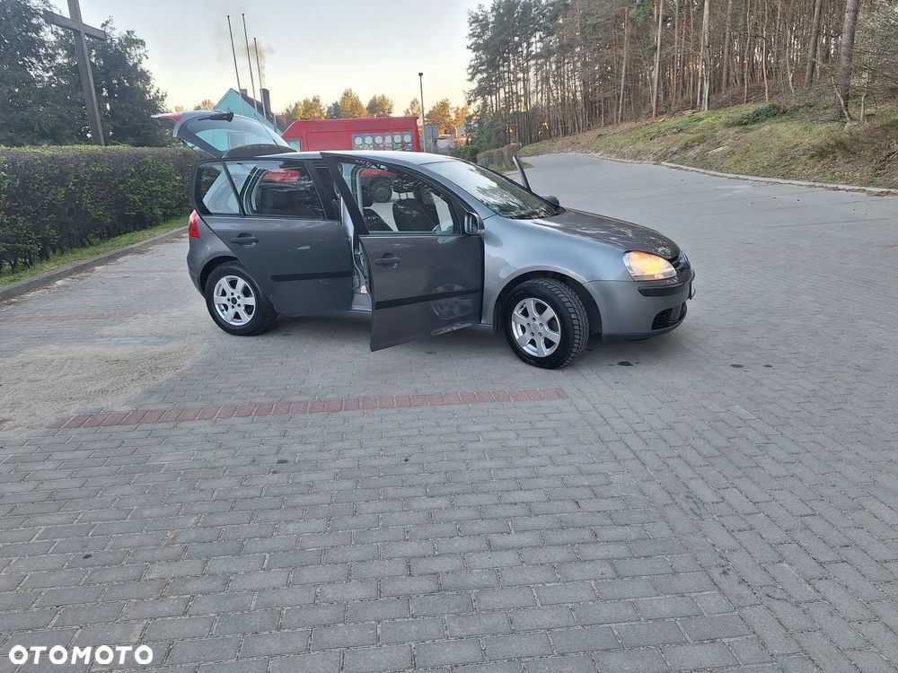 Volkswagen Golf 1.4 Trendline - 28