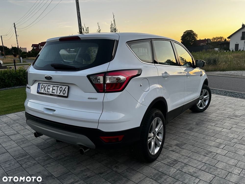 Ford Kuga - 4