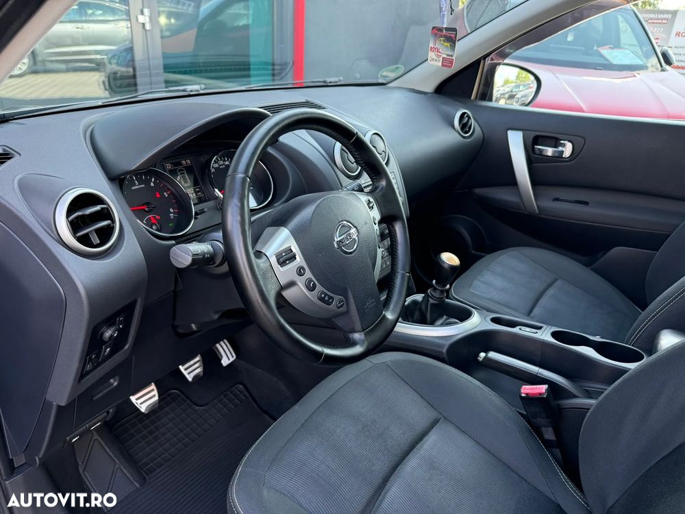 Nissan Qashqai 1.5 dCi DPF 360 - 15