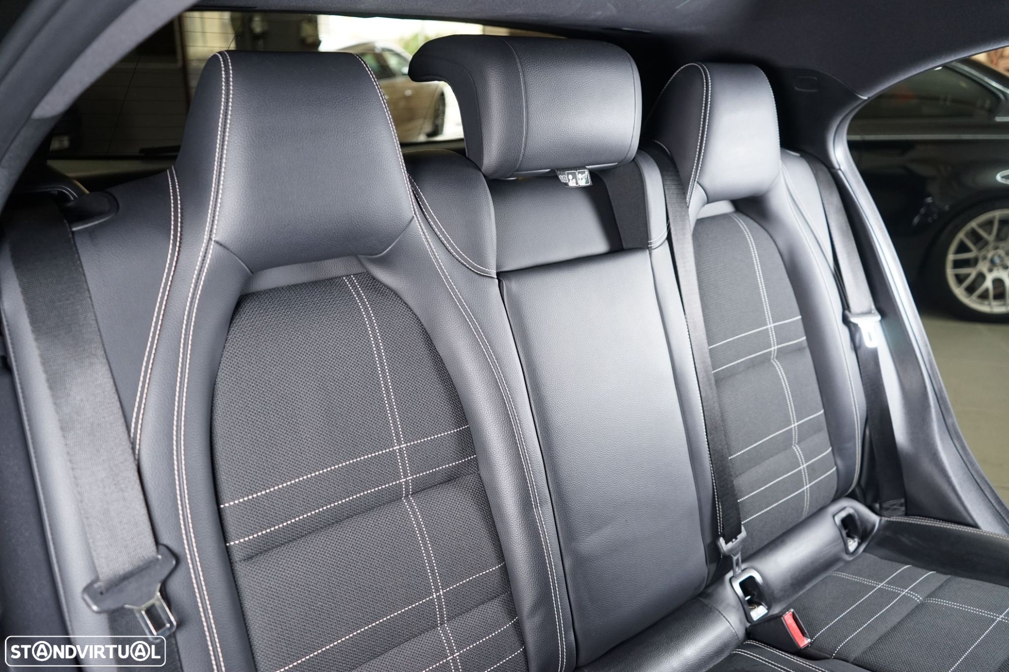 Mercedes-Benz A 180 CDI AMG Line - 41