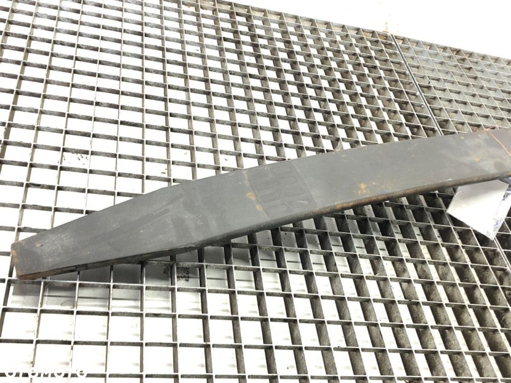 RESOR POPRZECZNY PRZÓD  IVECO DAILY VI Autobus 2014 - 2022  5801526271 - 2