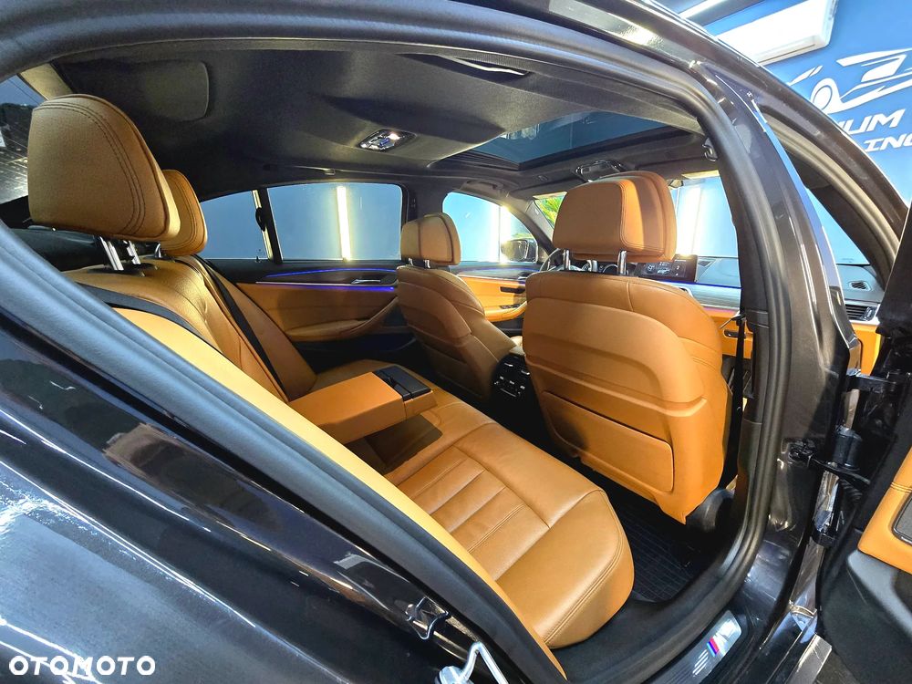 BMW Seria 5 530i - 11