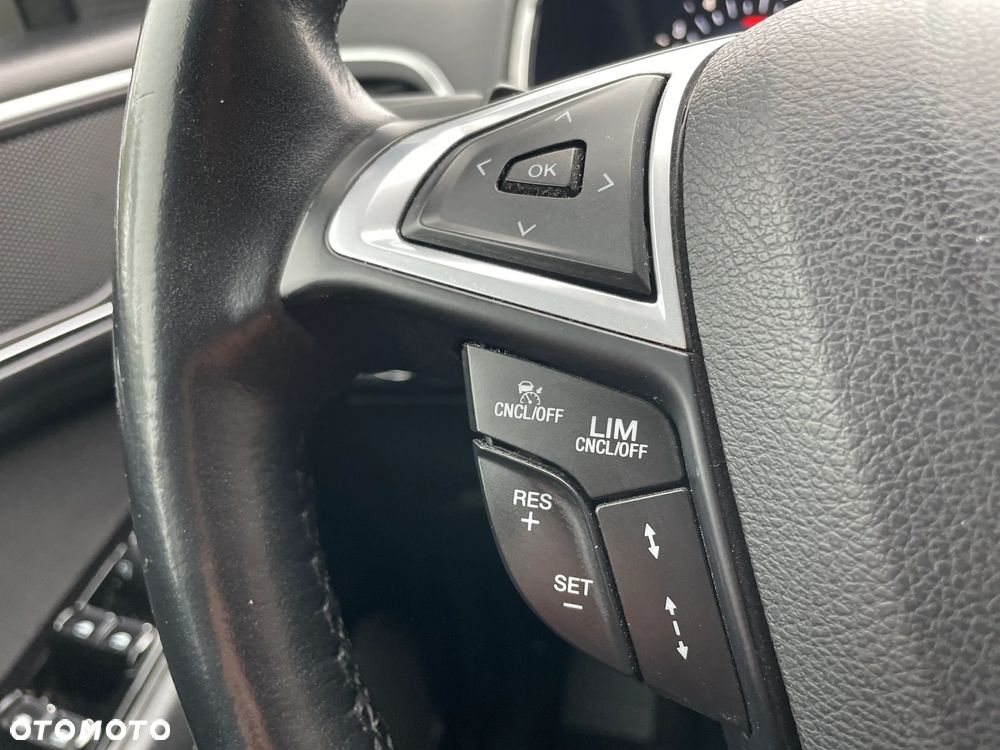 Ford S-Max 2.0 EcoBlue Titanium - 6