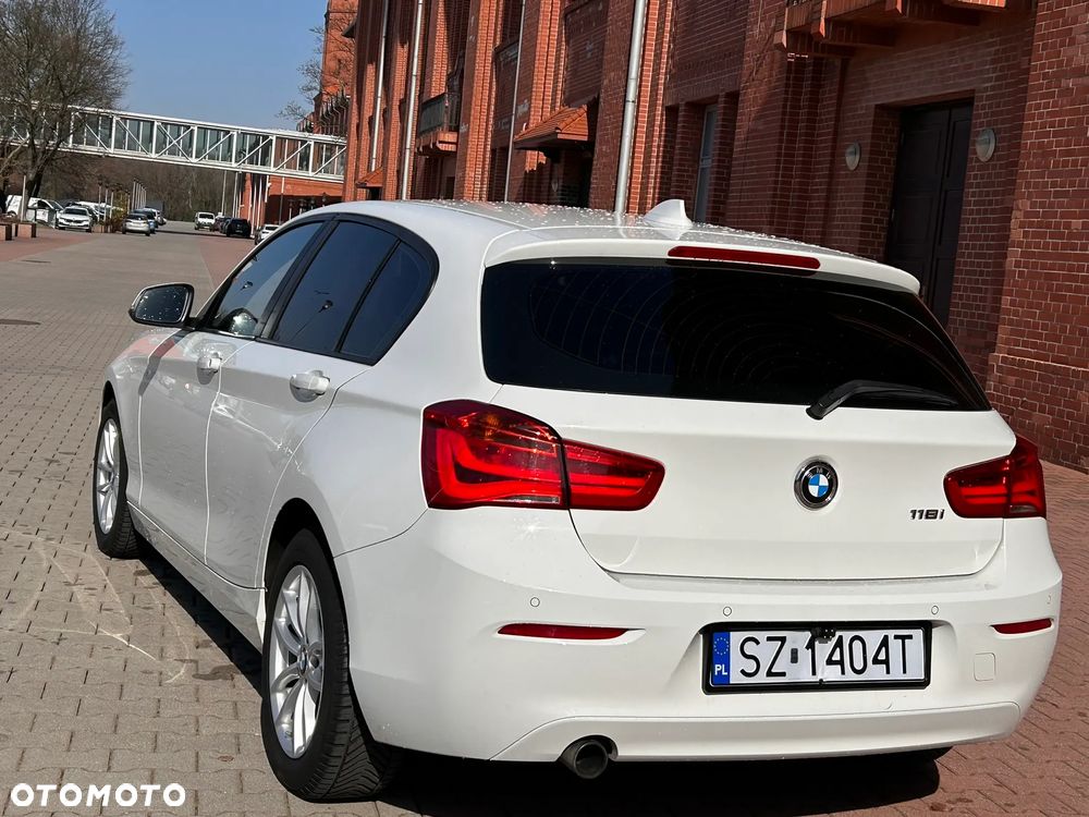 BMW Seria 1 118i Edition M Sport Shadow - 16