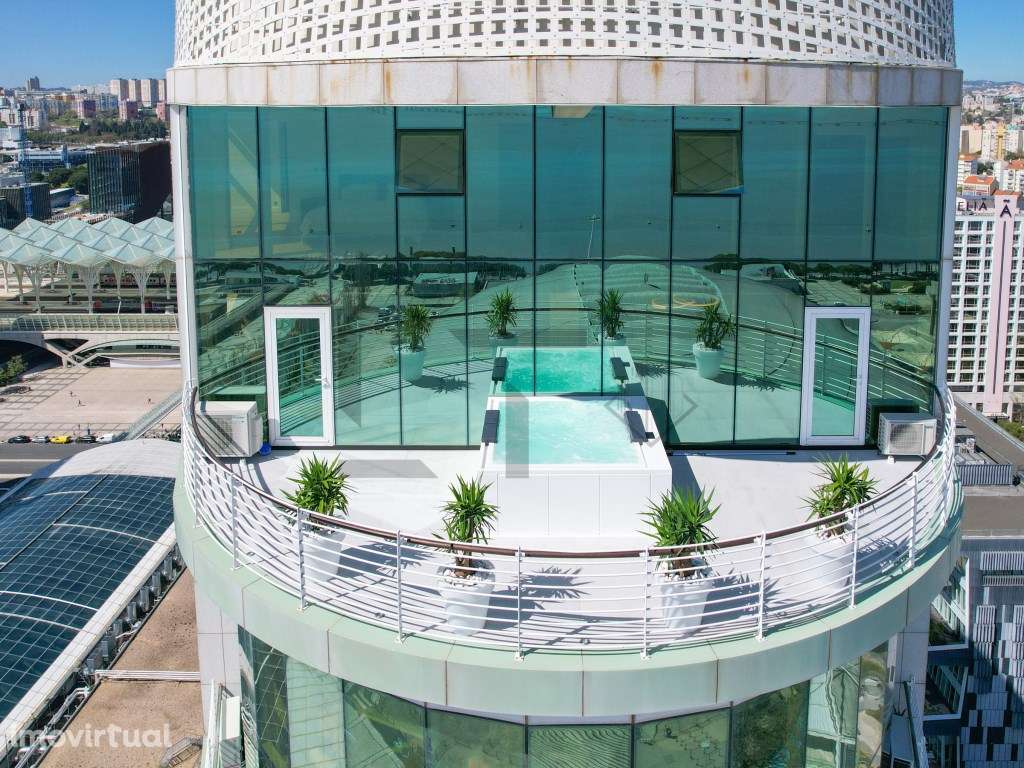 Apartamento Penthouse T3 Duplex com Vista Total de Rio para Venda, ... - Grande imagem: 2/57