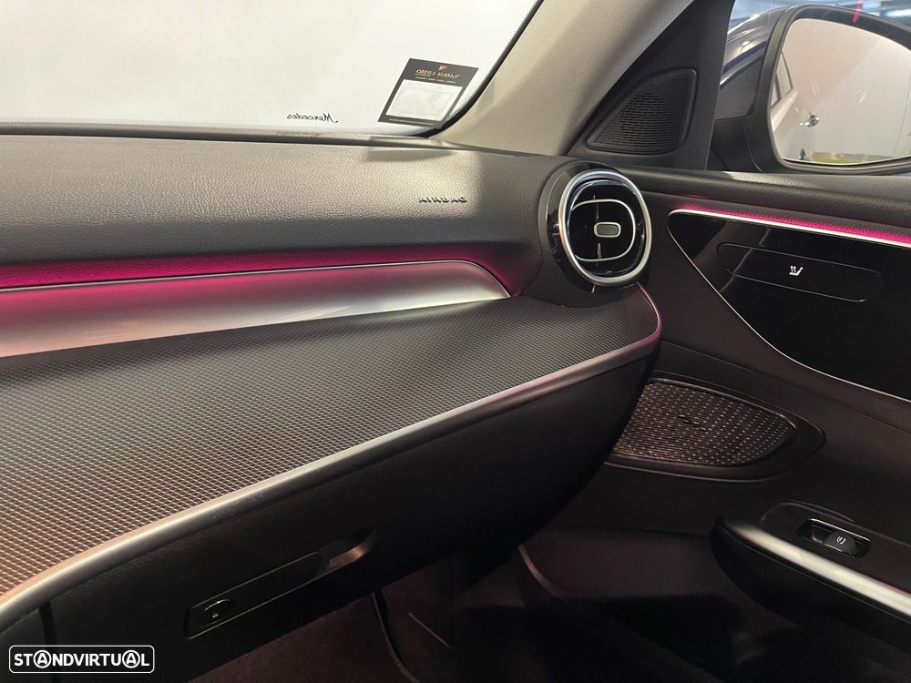 Mercedes-Benz C 300 e T 9G-TRONIC Avantgarde - 28
