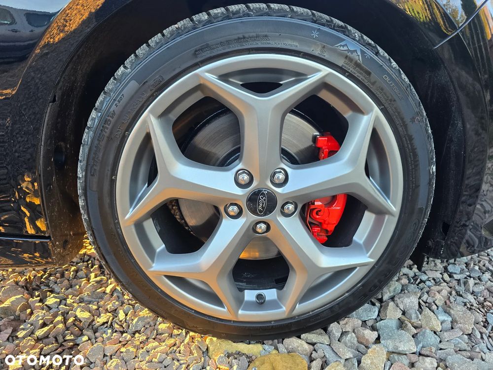 Ford Focus 2.0 EcoBoost ST mit Leder-Exclusiv-Paket - 20