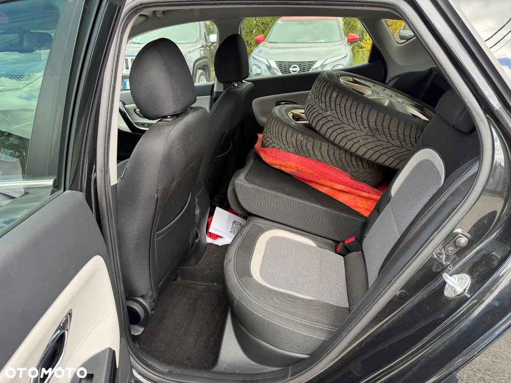 Kia Ceed 1.4 CVVT ISG Dream Team Edition - 25