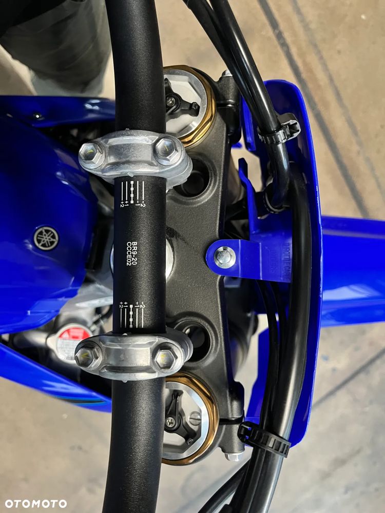 Yamaha YZ - 6
