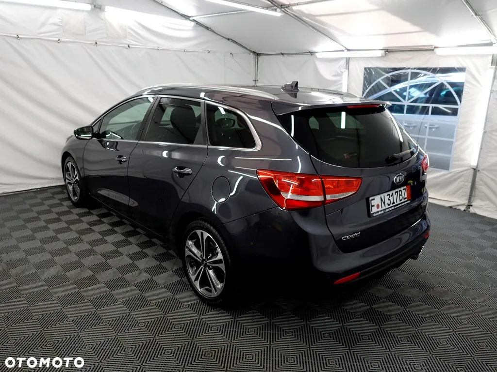 Kia Ceed 1.6 CRDi SCR GT-Line DCT - 4