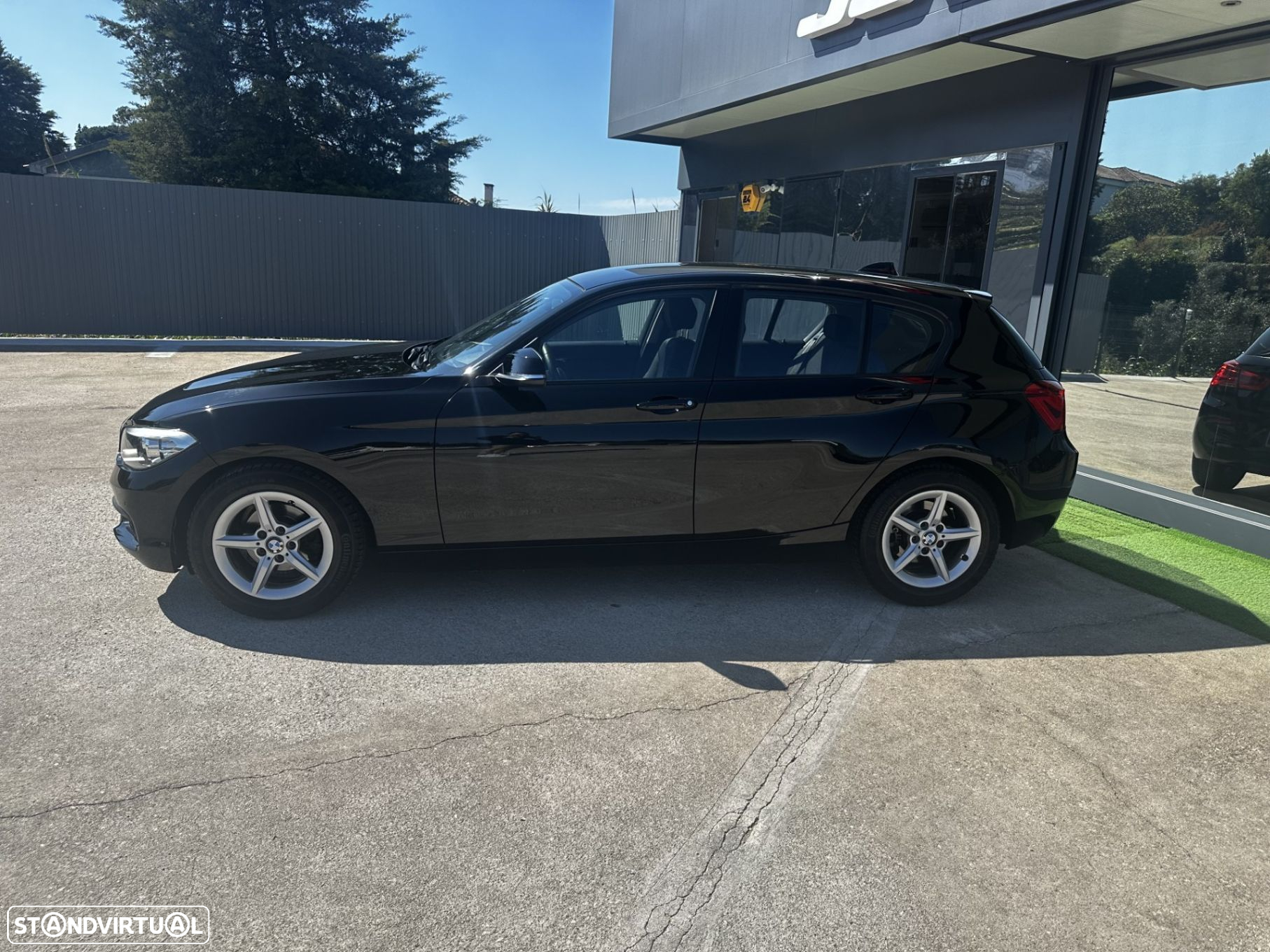 BMW 116 d Advantage Auto - 3