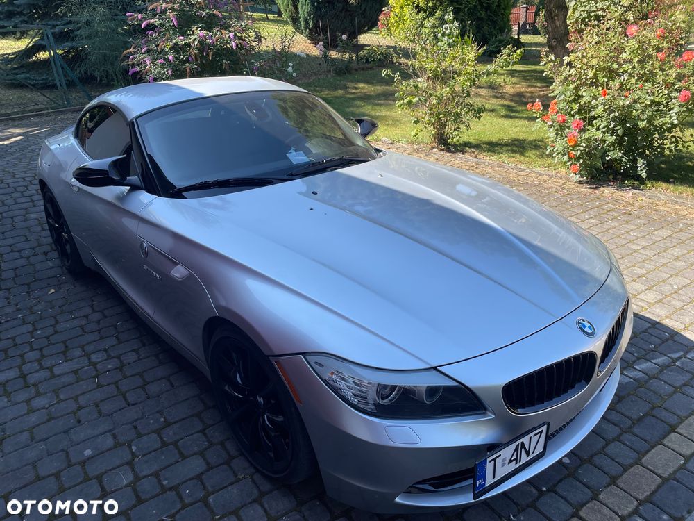 BMW Z4 sDrive35i - 16
