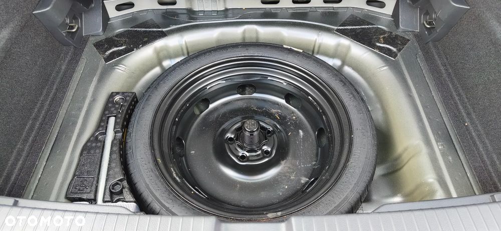 Volkswagen T-Roc - 25