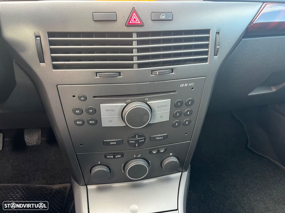 Opel Astra 1.7 CDTi Elegance - 16