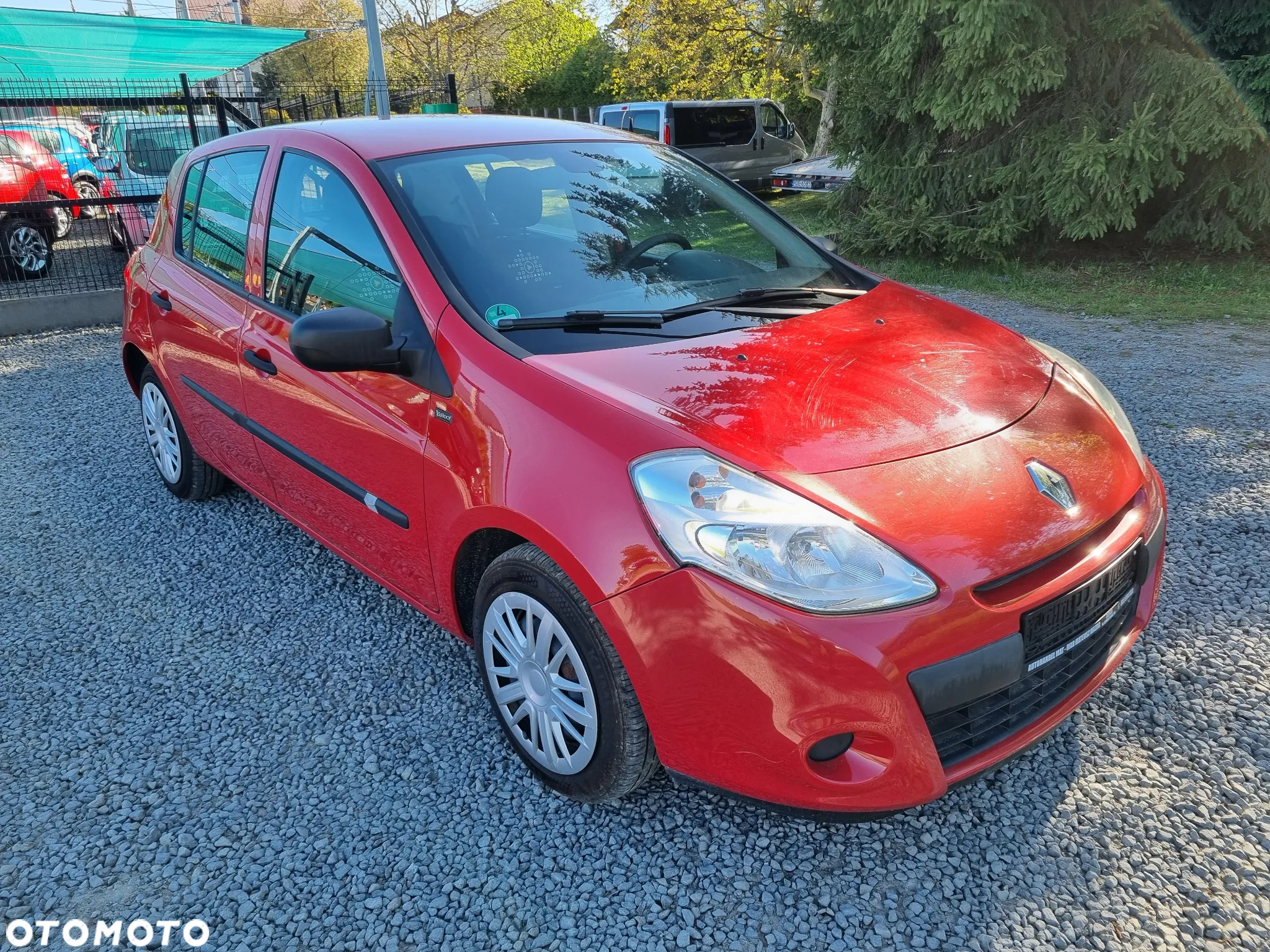 Renault Clio 1.2 16V 75 Yahoo - 12