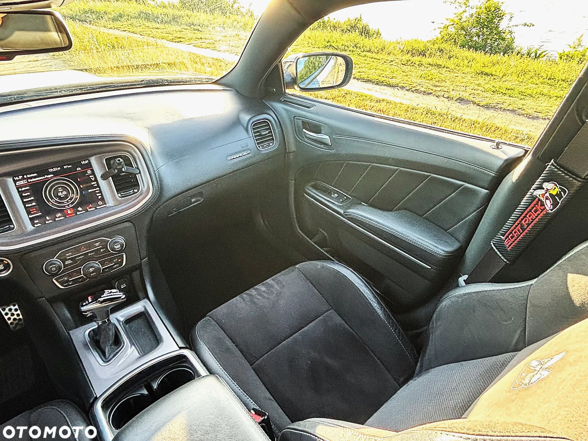 Dodge Charger 6.4 Scat Pack - 14