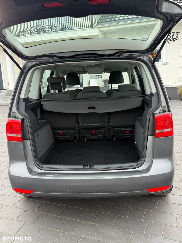 Volkswagen Touran 1.6 TDI DPF BlueMotion Technology Trendline - 21