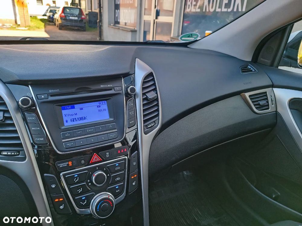 Hyundai i30 1.4 CRDi Comfort - 17