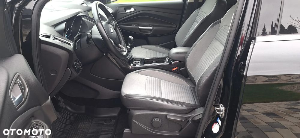 Ford Kuga 2.0 TDCi 4x4 Titanium - 13