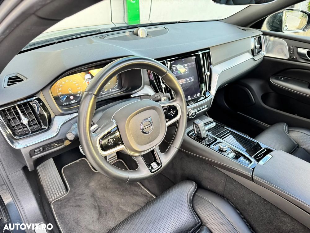 Volvo S60 T8 eAWD R-Design - 6