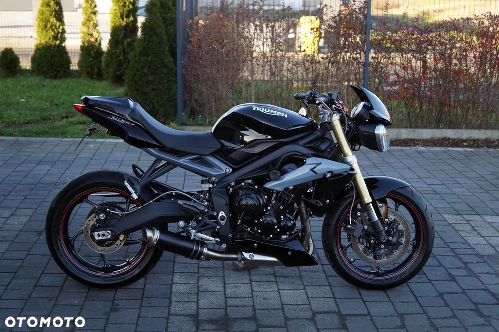 Triumph Street Triple - 6