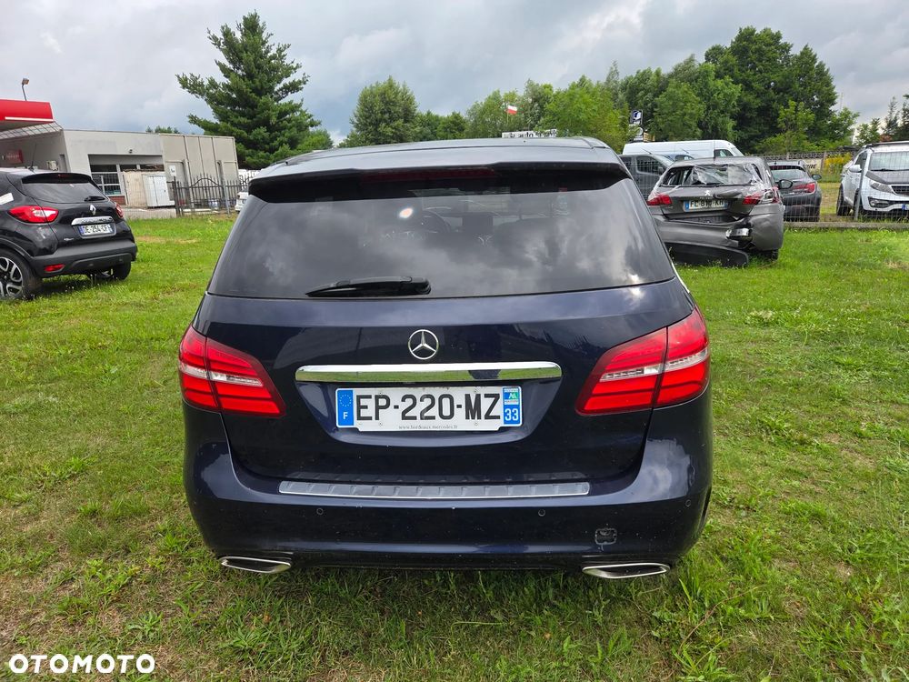 Mercedes-Benz Klasa B 180 d BlueEFFICIENCY Edition Style - 29