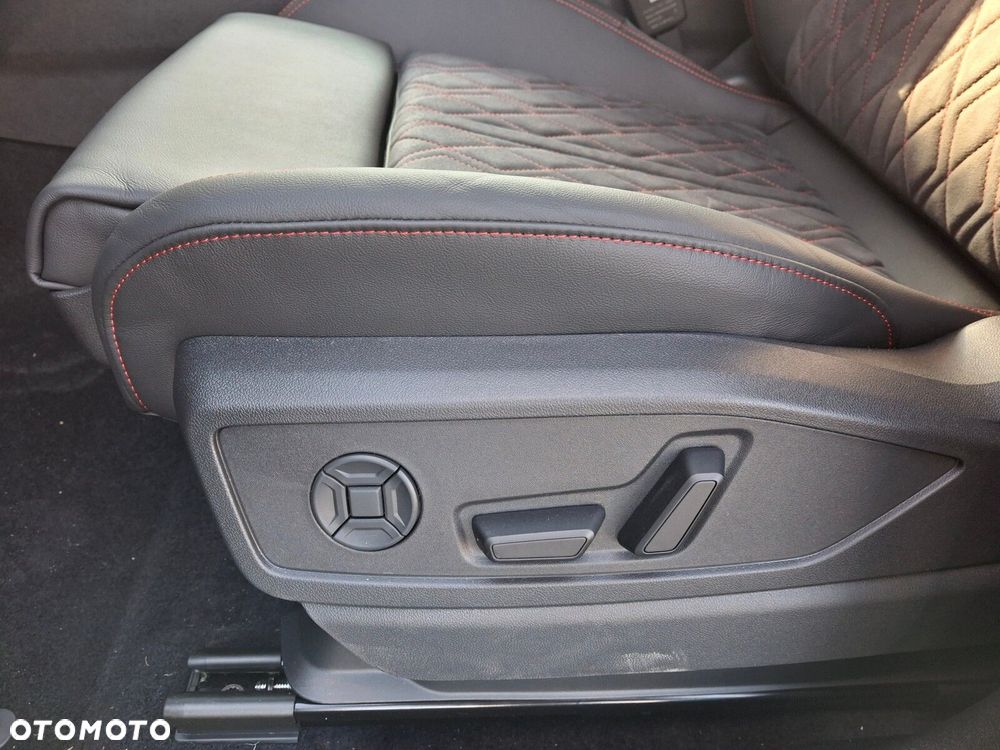 Audi SQ5 - 11