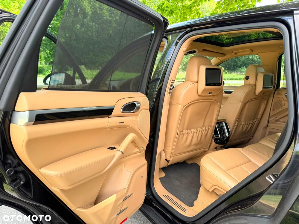 Porsche Cayenne Tiptronic S - 12