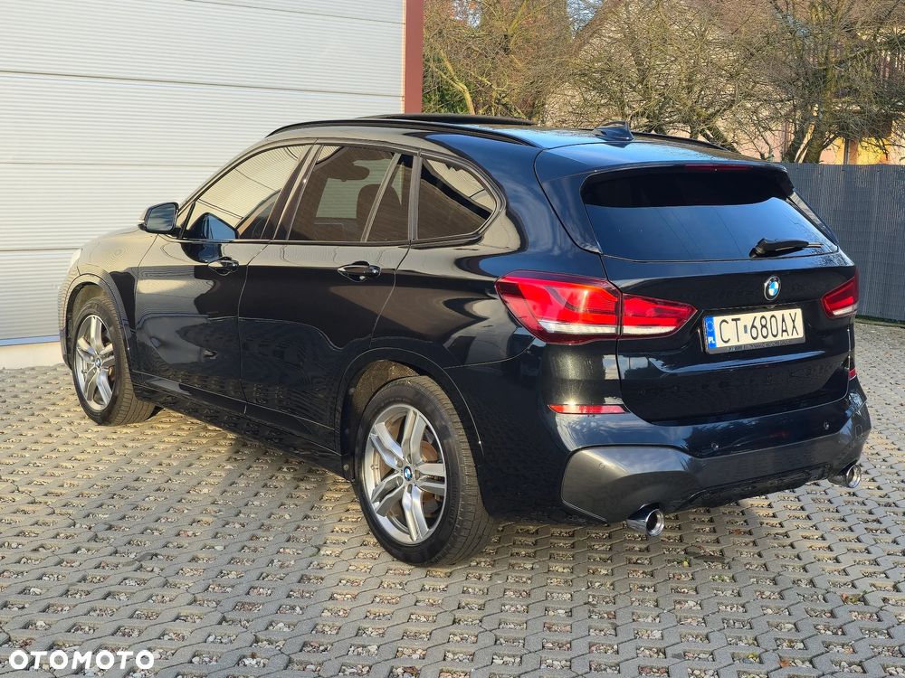 BMW X1 xDrive25i M Sport - 4