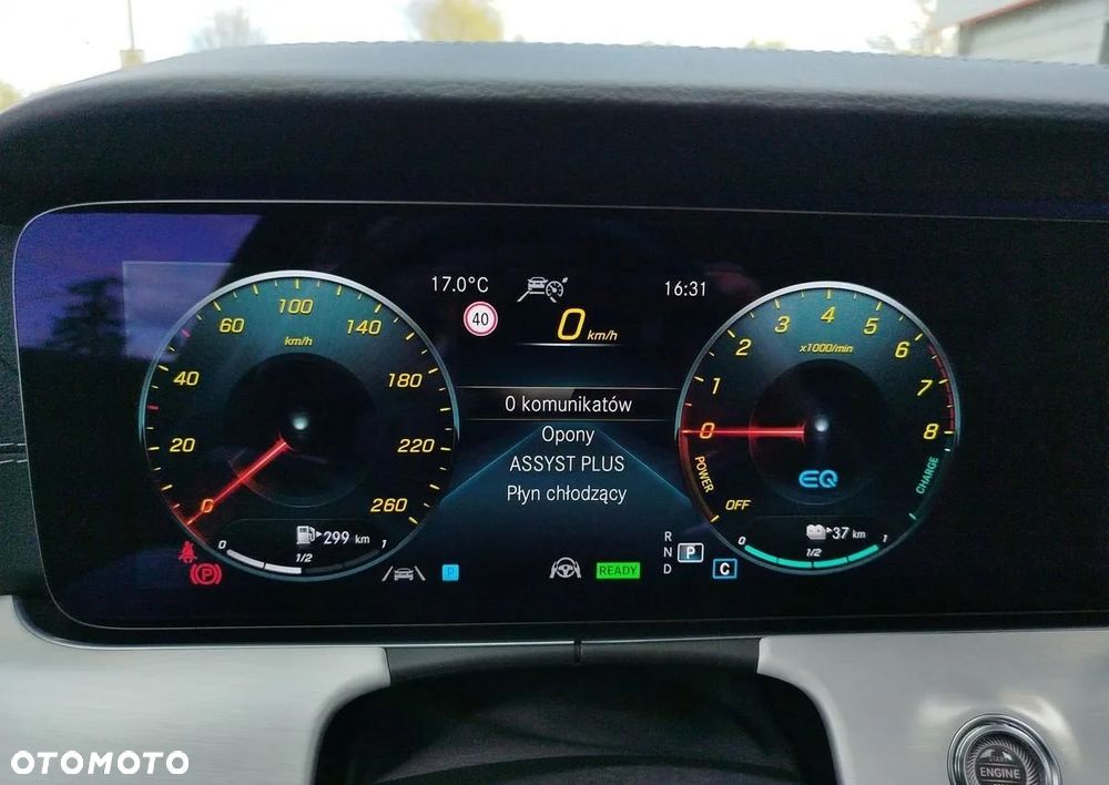 Mercedes-Benz Klasa E 300 9G-TRONIC AMG Line - 30