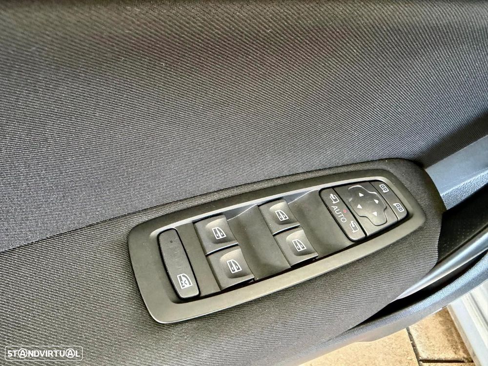 Renault Mégane Sport Tourer 1.5 Blue dCi Intens - 16