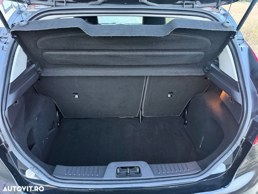 Ford Fiesta - 18