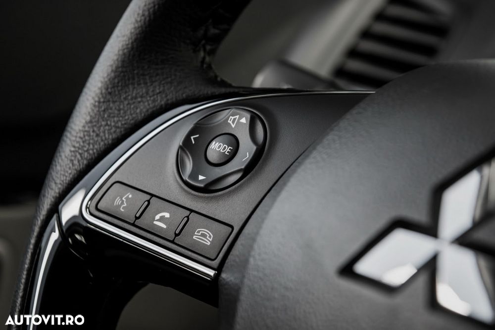 Mitsubishi ASX - 15