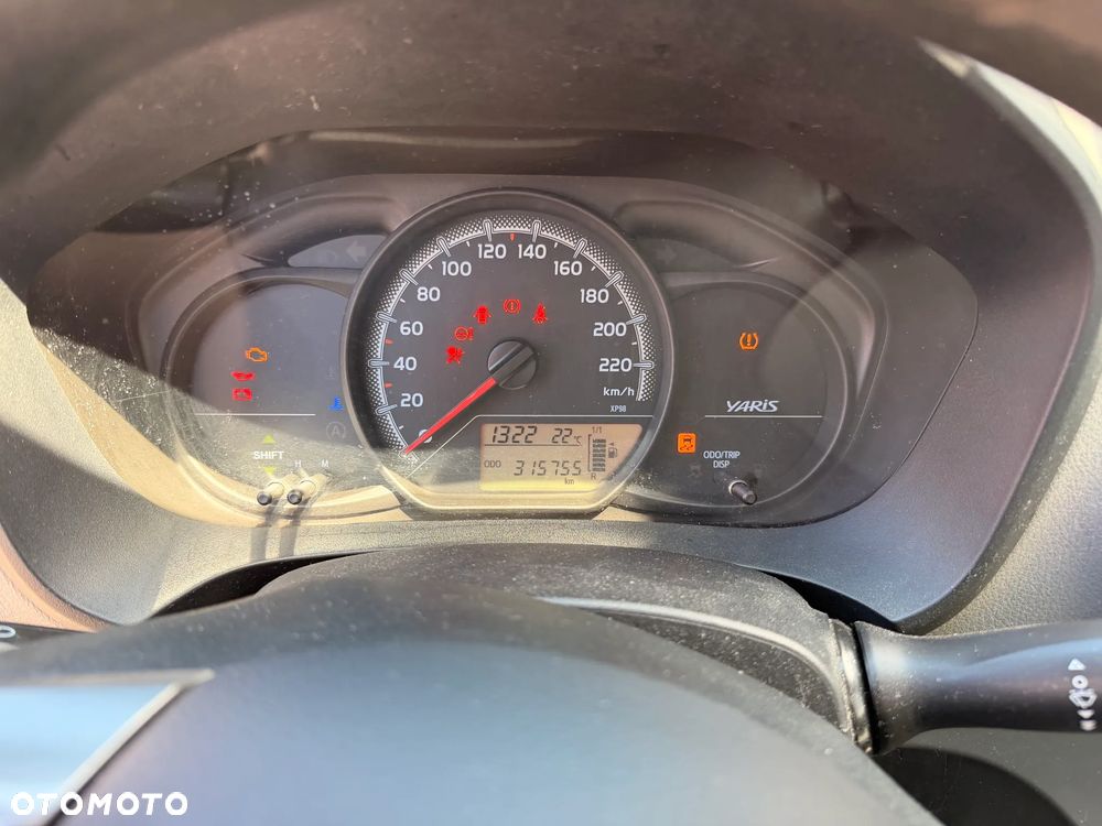 Toyota Yaris 1.0 Active - 7